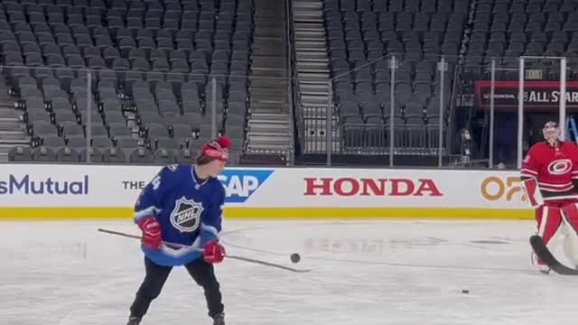 Aho said he has been workin on some moves… guy wasnt lying 🔥🔥