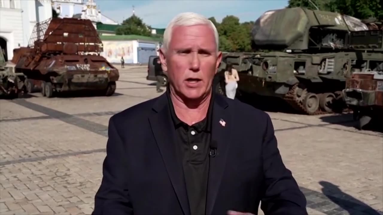 Former U.S. VP mike pence meets zelensky