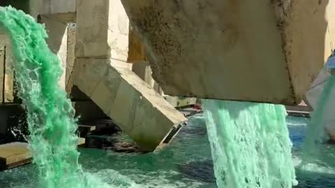 This fountain in SF is filled with Baja Blast!