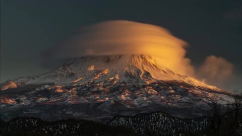 Mt. Shasta. Strange cloud cover.