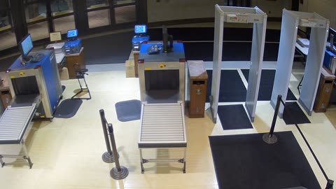 7134CVCULNScreeningLane3_2021-01-05_02h14min16s627ms.mp4