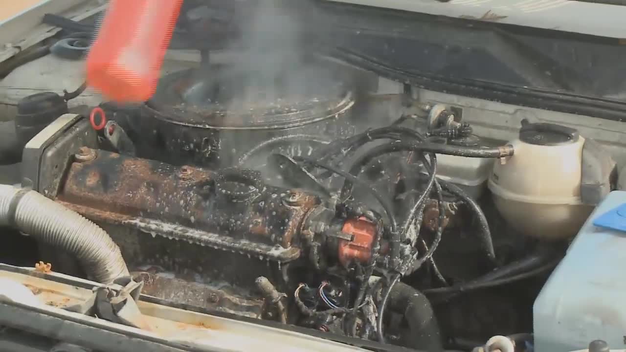 German Technology Fire Extinguisher by Fire Solution India Pvt. Ltd. inside Car Engine
