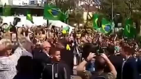 Bolsonaro Num Rápida Passada...