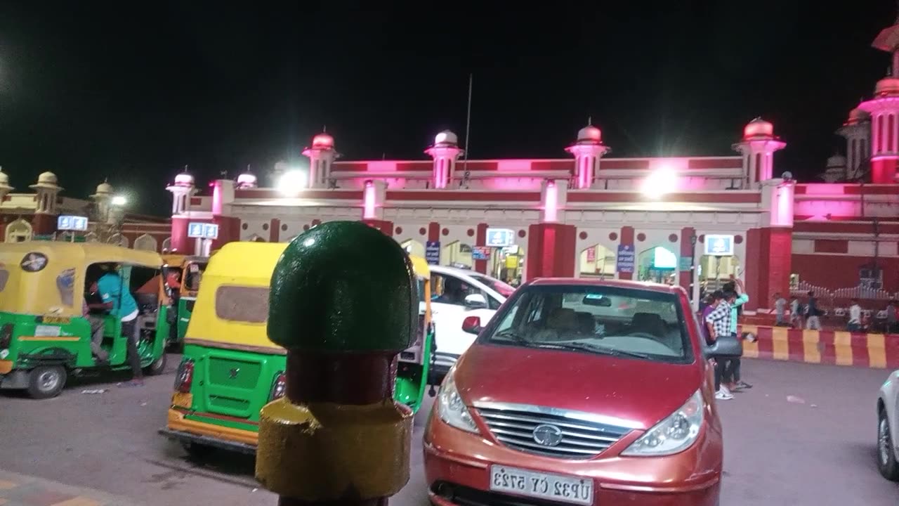 Going to lucknow । in India tour । charbag station।