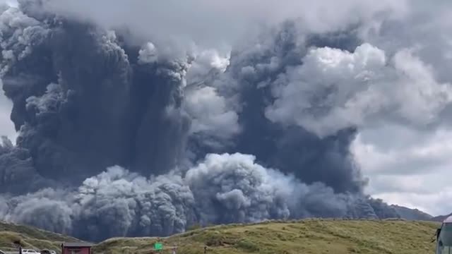 Mount Aso Errupts In Japan