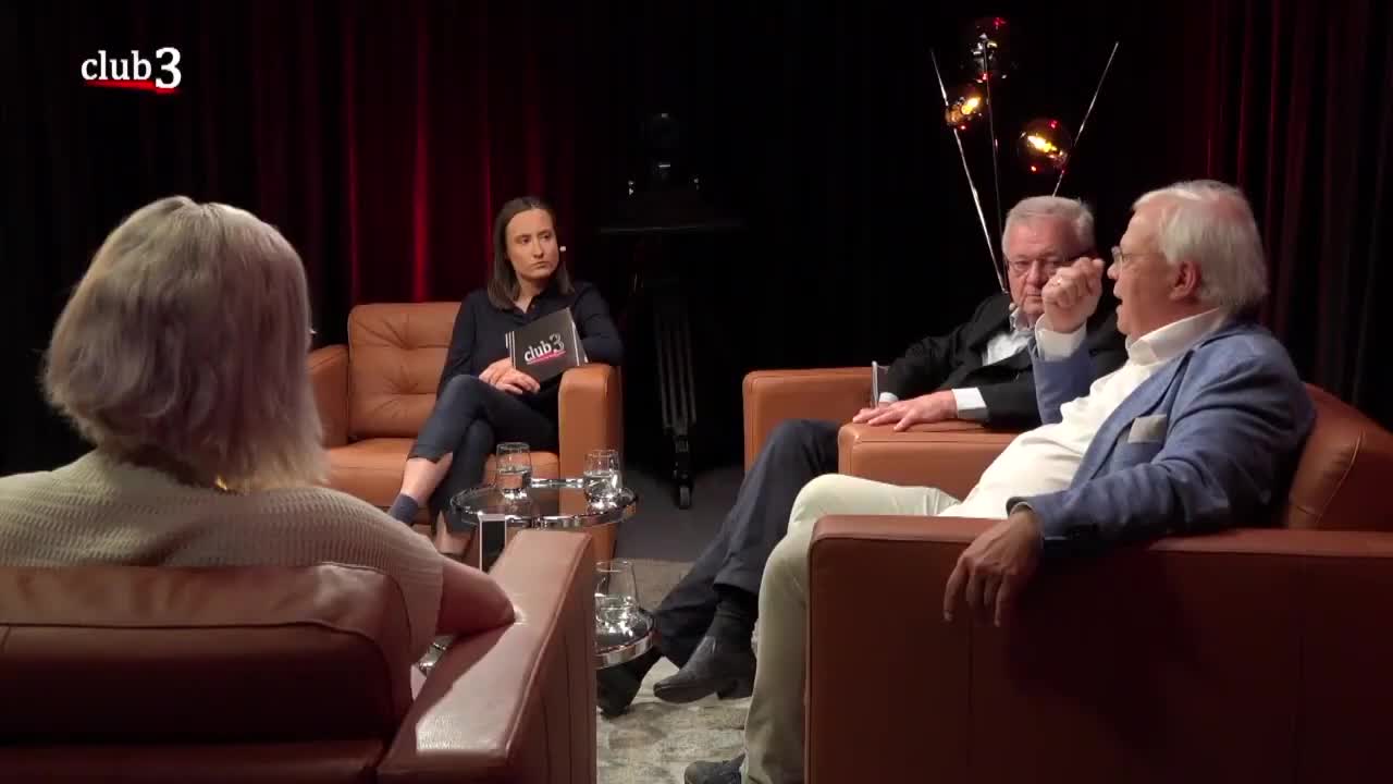 Christian Wehrschütz erklärt, dass es sich beim ASOV Bataillon um Neonazis handelt.