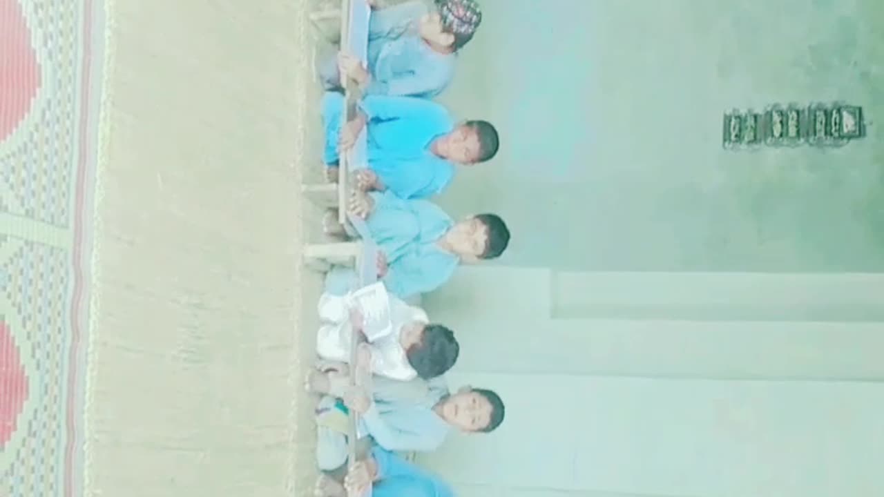 Tola bhav kuran Majid ki talim hasil karte hue mashallah subhanallah