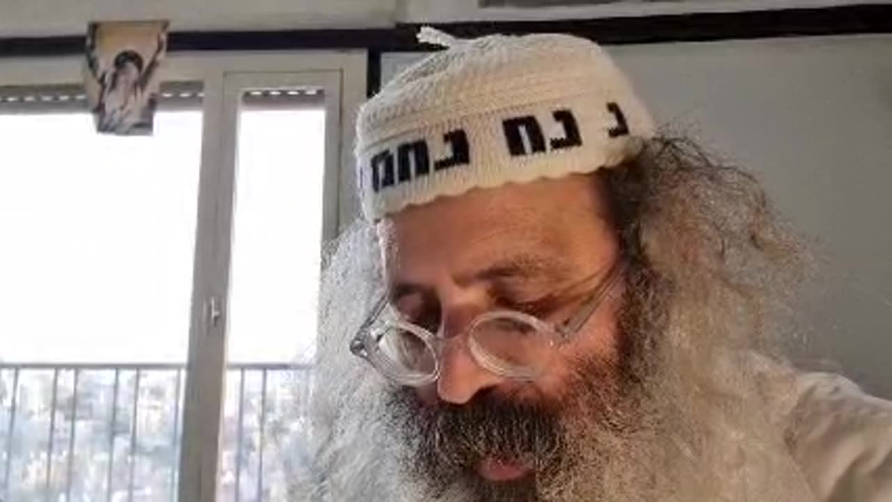 אשר ברכך ה' אלהיך יכול נתברך בית בגללו מעניקים לו לא נתברך בית בגללו אי- שיר נ נח מסכת קידושין דף יז