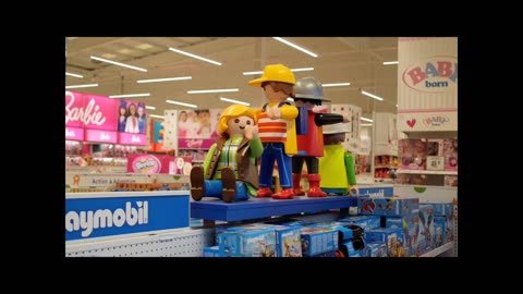 Toys R Us Is Coming Back To The UK