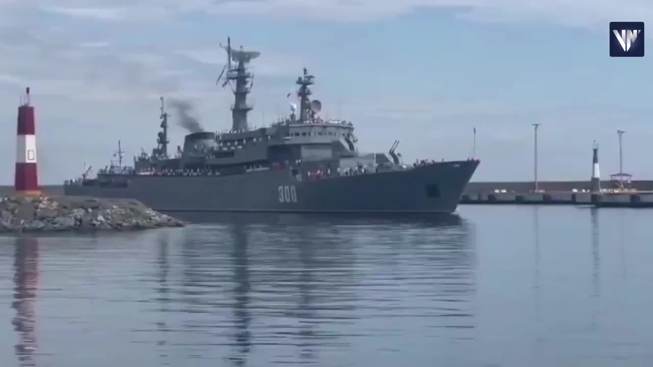 🚨🇷🇺 🇻🇪 Russian Warships arrive in Venezuela