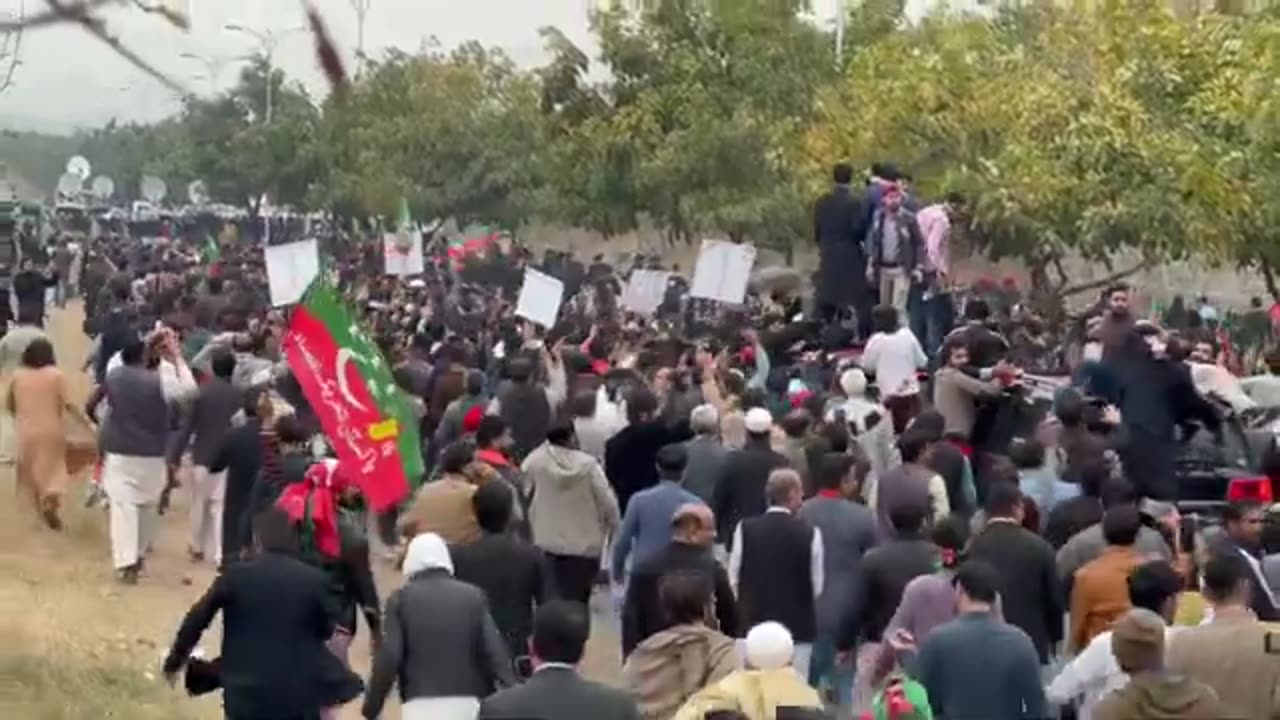 pti song