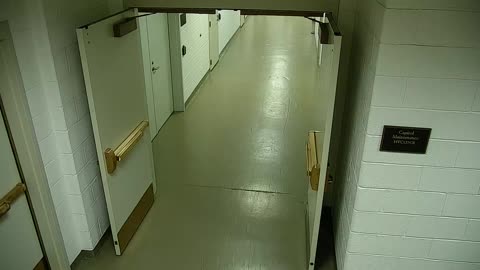 7111CVCULElevator#3nearHVC127_2021-01-05_03h20min00s473ms.mp4