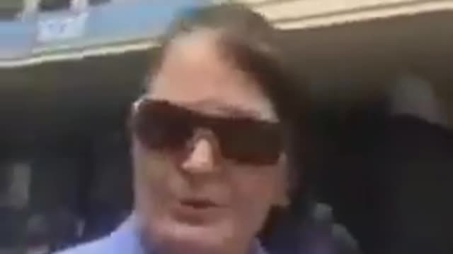 Aussie nurse hospitals full vaxxed With Adverse Reactions - 12-10-21