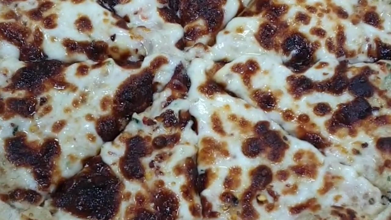 pizza tuna flavor