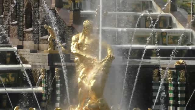 Fountains - the city of Peterhof