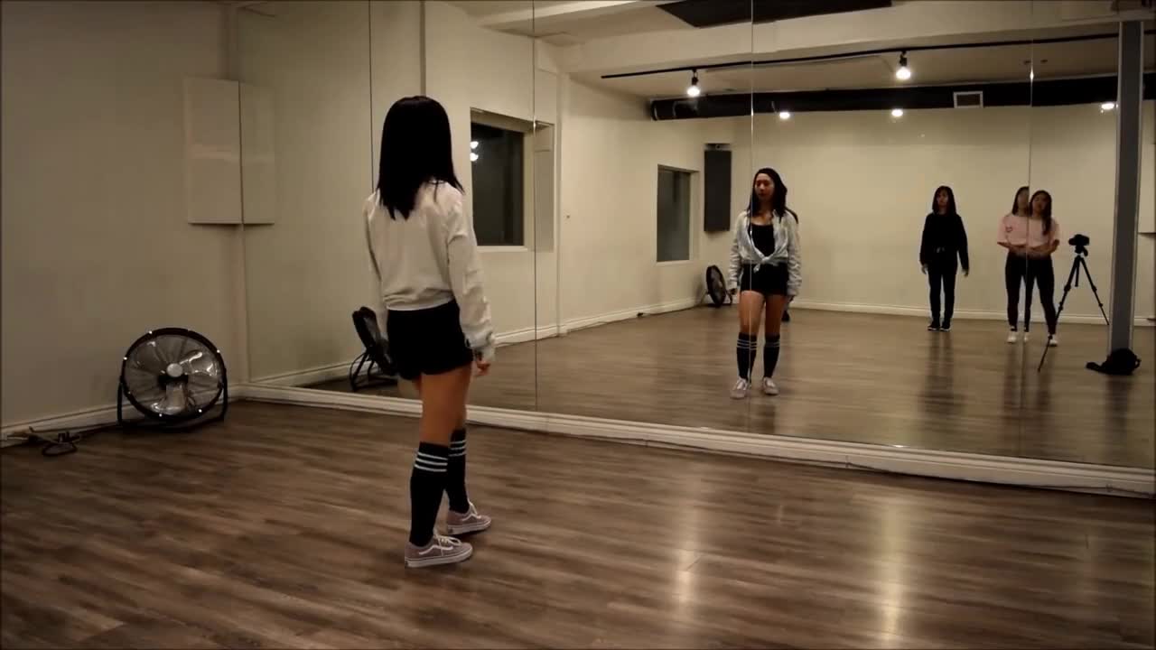 Are there people who love dancing to communicate with you