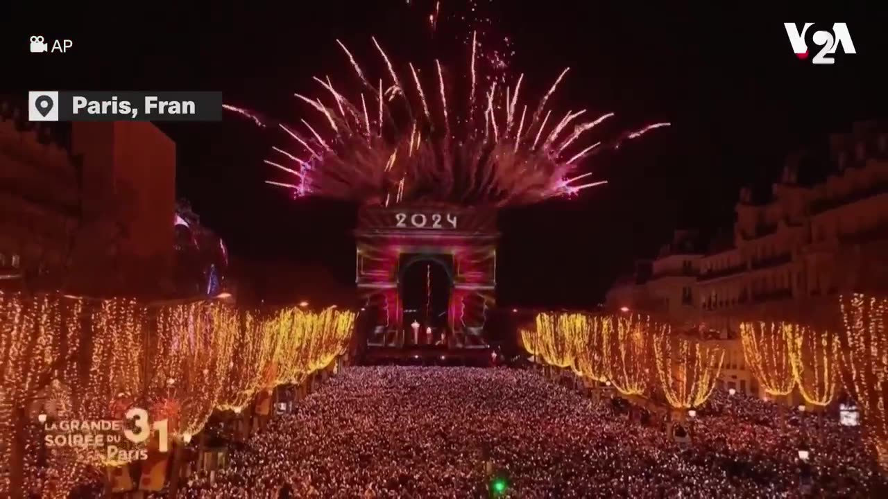 New Year's Firework Celebrations Around the World | VOA News