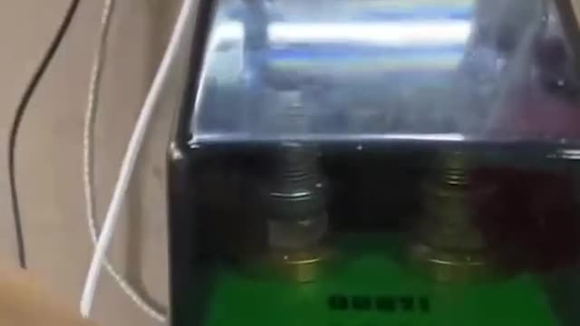 Gold wrench for spark plug flashover demonstration test bed