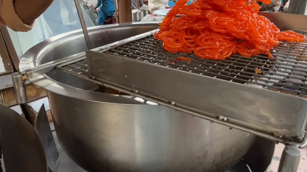 Jalebi Dessert