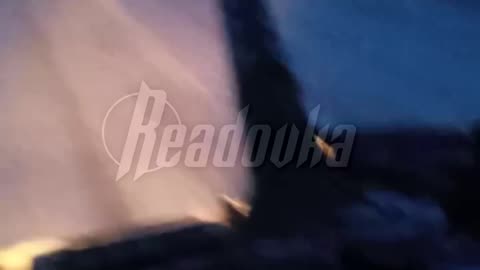 ΡΩΣΙΚΑ ΑΡΜΑΤΑ ΕΠΙΧΕΙΡΟΥΝ ΜΕΣΑ ΣΤΗ ΝΥΧΤΑ