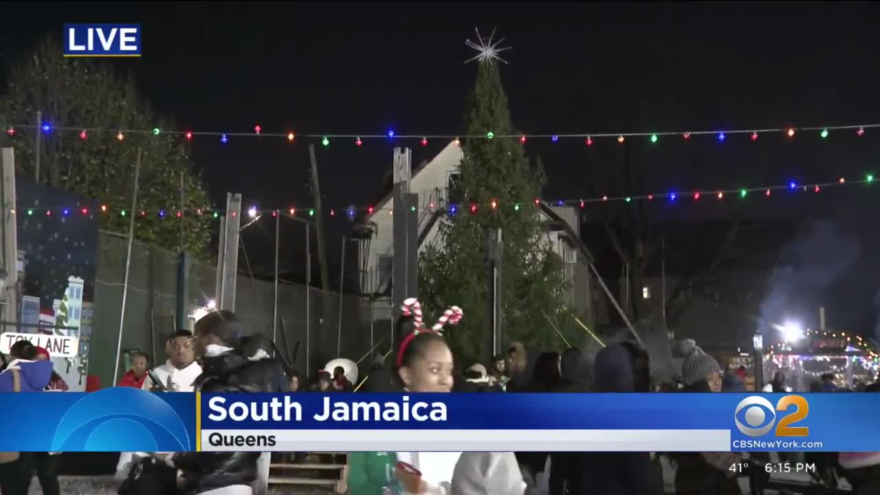 Tree-lighting ceremony held in South Jamaica, Queens