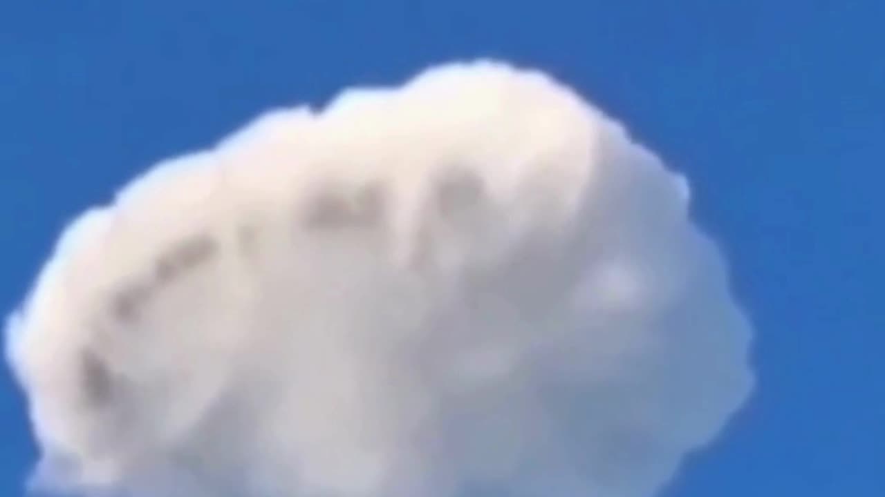 UFO/UAP Hiding in a Cloud in Panama! | #EnigmaCast Short