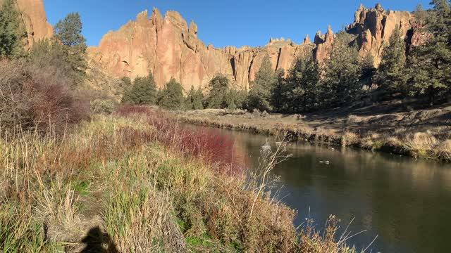 River Carved Canyon – Smith Rock State Park – Central Oregon – 4K