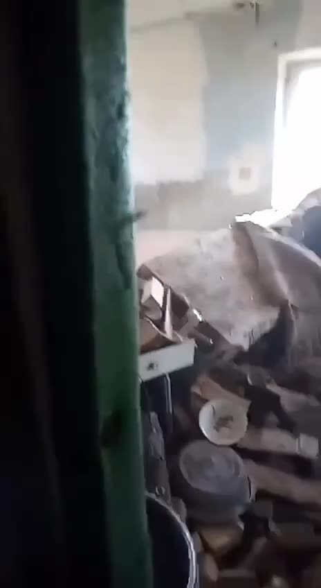 Footage of the battles for Bakhmut. P2