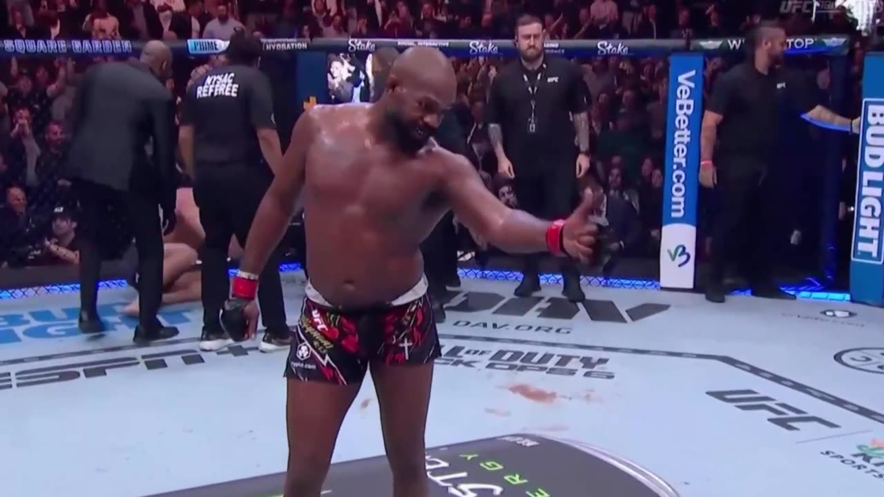 Jon Jones did the Trump dance after knocking down and beating Stipe Miocic 😭