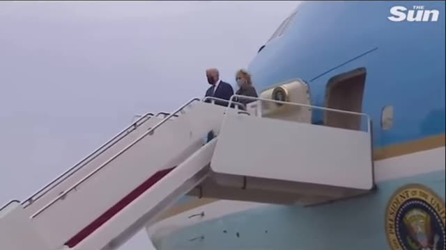 Joe Biden “Almost ”Slips From Air Force One