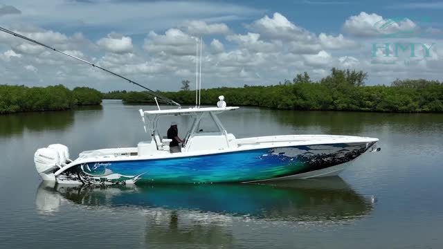 2016 39 Yellowfin Grander Blue