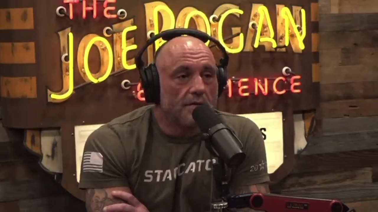 Joe Rogan & Mike Baker complement Vivek Ramaswamy for focusing on actual solutions to problems