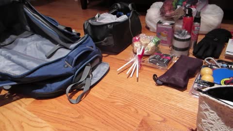 A Big Bag of Stuff (Vlogidays / December 29, 2013)