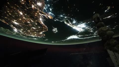 NASA astronaut spots mysterious bright green flash (mostly likely a bolide) while on the ISS