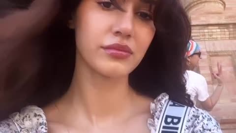 Disha patani selfie stick