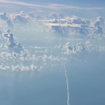 Atlas V launch 🚀as seen from an aeroplane