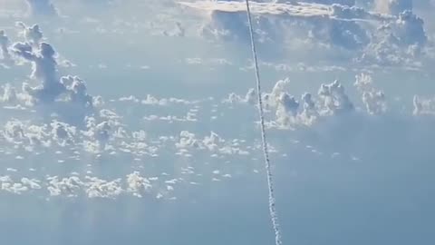 Atlas V launch 🚀as seen from an aeroplane