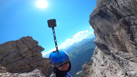 Wingsuit Flight - straight steep line