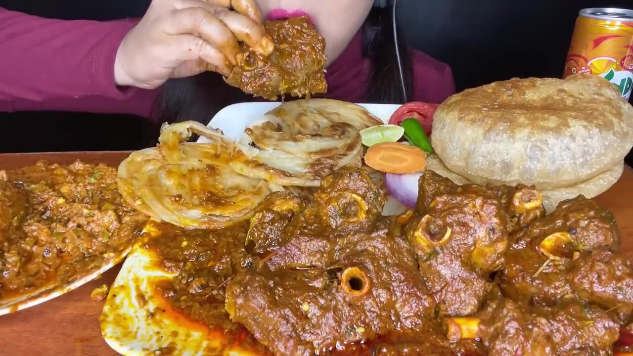 ASMR EATING POORI,SPICY MUTTON CURRY,PARATHA,DUM ALOO l BIG BITES l FOOD VIDEOS l