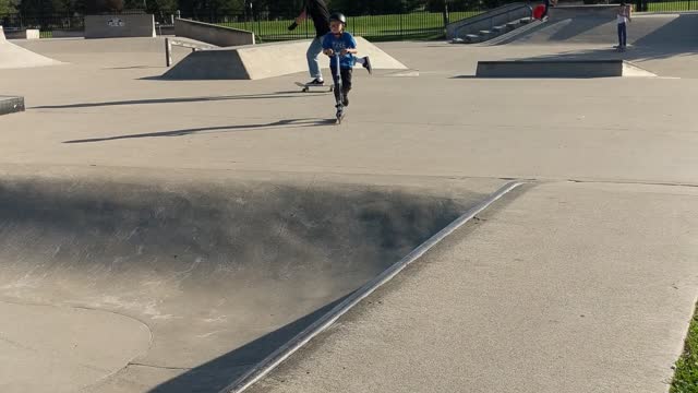 Rolling at the skateboard pit