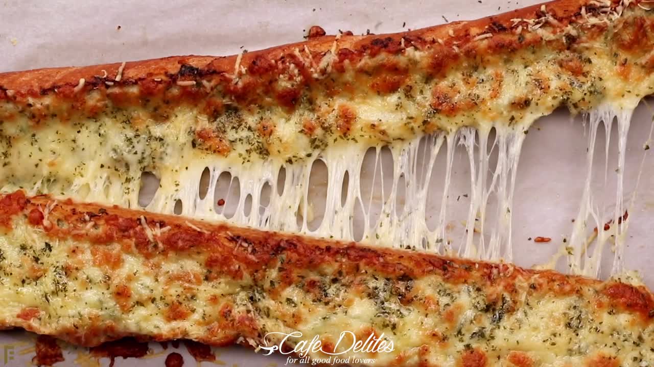 Easy Cheesy Garlic Bread