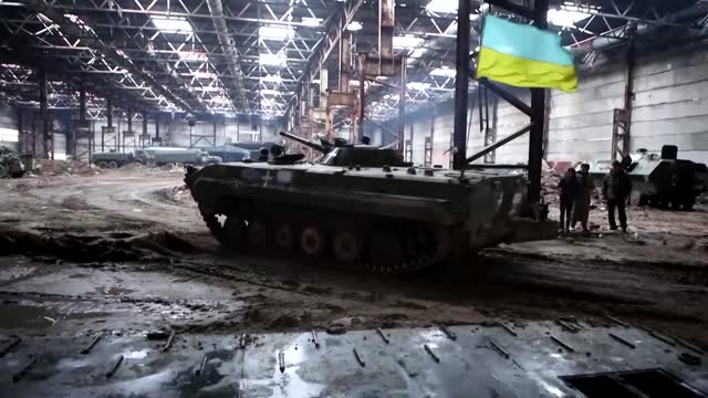 Ukrainians fix captured Russian combat vehicles to re-use