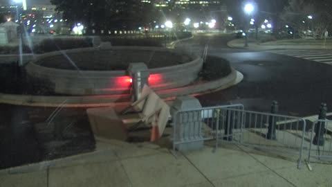 7214USCG00SenatePlazaOutbound_2021-01-05_22h20min01s833ms.mp4