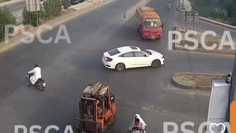 SHOCKING BUS ACCIDENT: Car Hit on Turn, Passengers Safe!