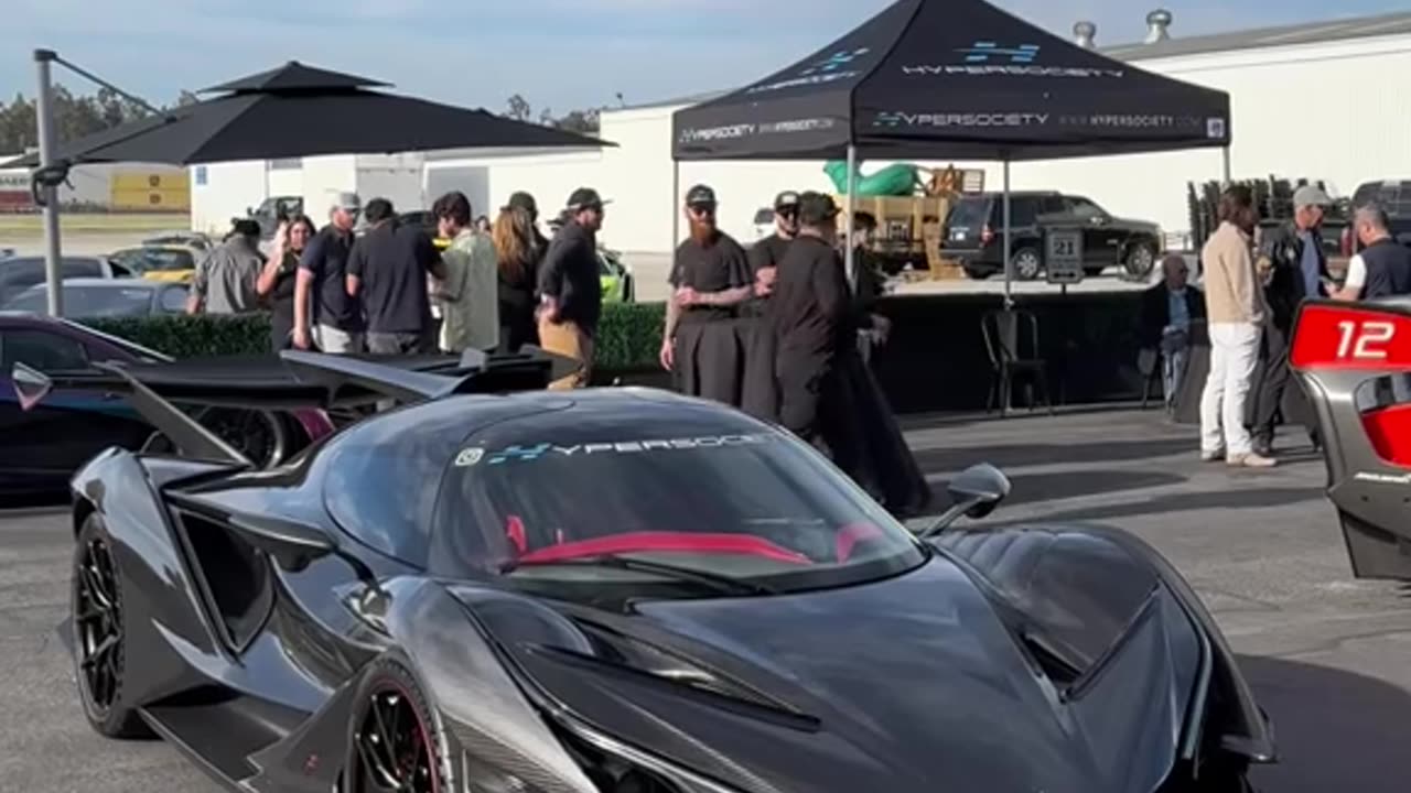 The amount of high end supercars and hypercars is insane