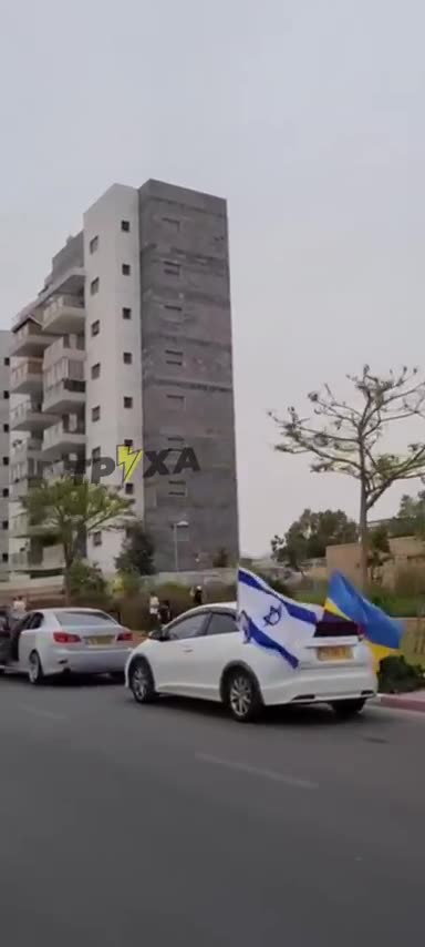 🇺🇦Ukraine gives honorary keys to Israel 🇮🇱 Kazzaria is part of Israel again 🇮🇱