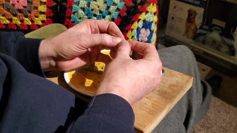 How 2 roll a proper joint