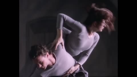 Kate Bush - Running Up That Hill - Official Music Video