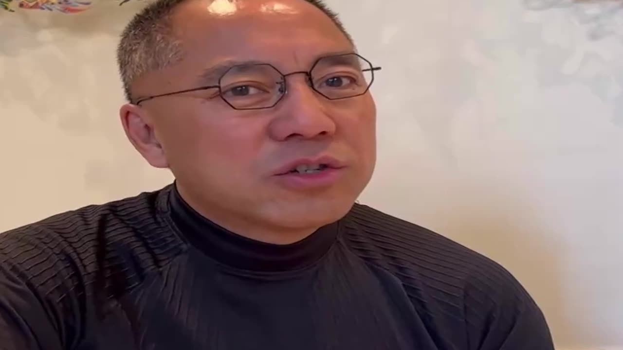 20221020文贵先生GETTR： #疫苗灾难：共产党8个字（ #改变人类改造人类）诠释了中共“让西方醒来为时已晚”这句话。昨天CDC内部公告给孩子打疫苗列入医疗计划中，说明疫苗确实造成了灾难！