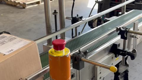 CVC Model 200 Pressure Sensitive Top Labeler